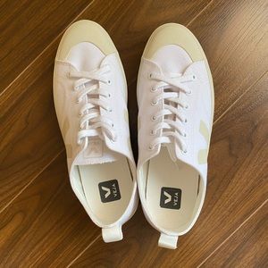 Veja shoes